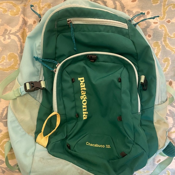 Patagonia Bags Patagonia 32l Chacabuco Backpack In Teal Blue Poshmark